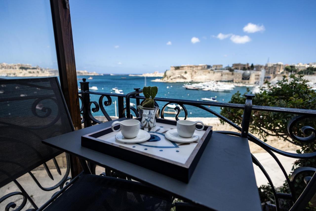 Blue Eye - Waterfront Home In A Scenic Location Birgu Ngoại thất bức ảnh