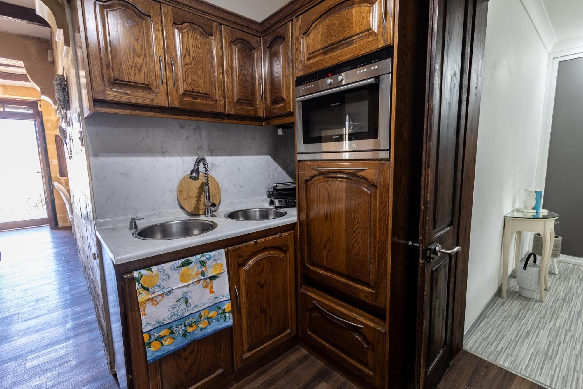 Blue Eye - Waterfront Home In A Scenic Location Birgu Ngoại thất bức ảnh